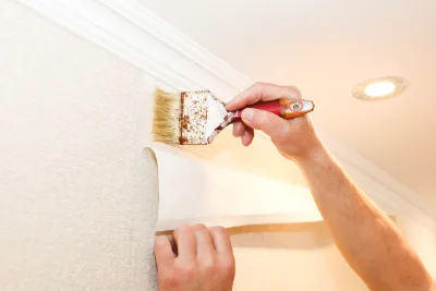 Pose de papier peint à Kerfourn — revêtements muraux et toiles de verre